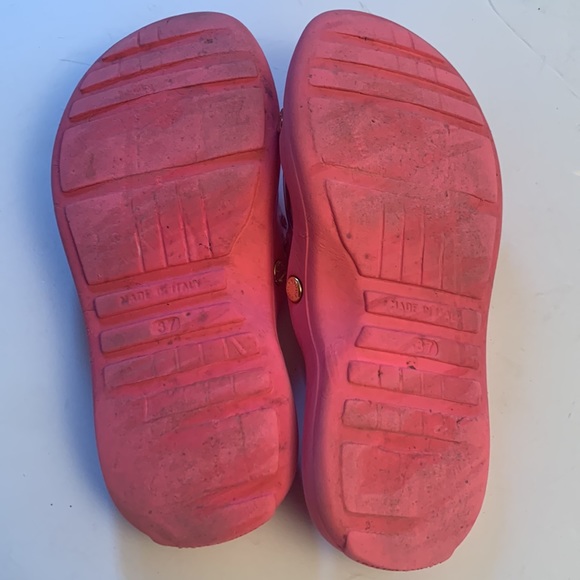 Louis Vuitton pink Monogrammed Pool Slide Sandals Sz 7.5/8 - Picture 5 of 9